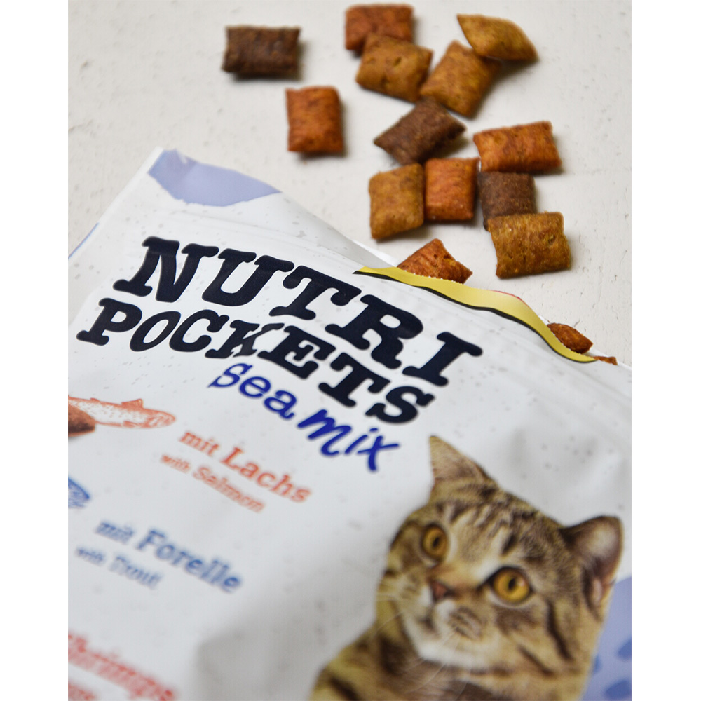 GIMCAT Nutri Pockets Sea Mix Ласощі для котів (з лососем, фореллю та креветками)7